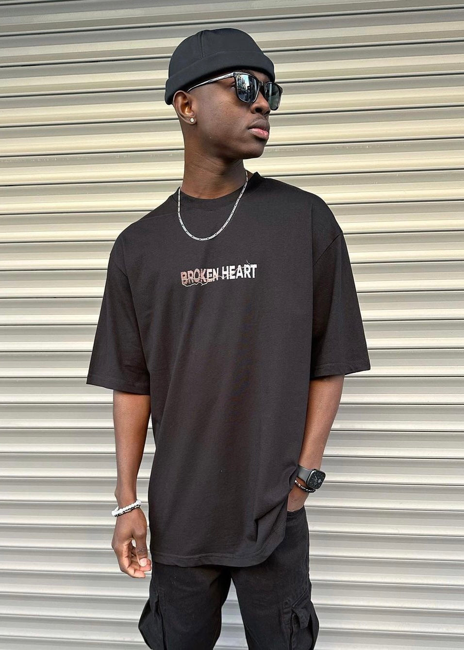 Broken Heart Oversize Tshirt - Clothing Lab