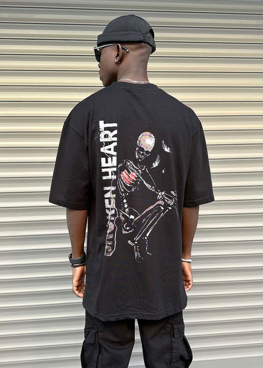 Broken Heart Oversize Tshirt - Clothing Lab